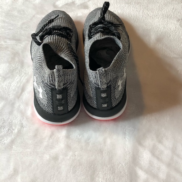 Under Armour❤️‍🔥 - Picture 2 of 5